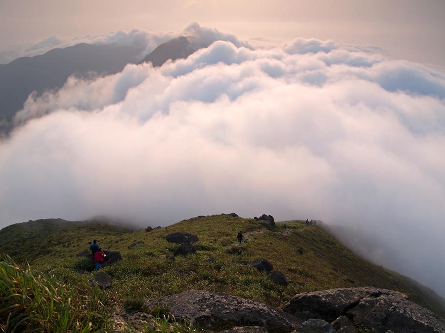 Sea of Clouds at Lantau Peak 鳳凰山雲海