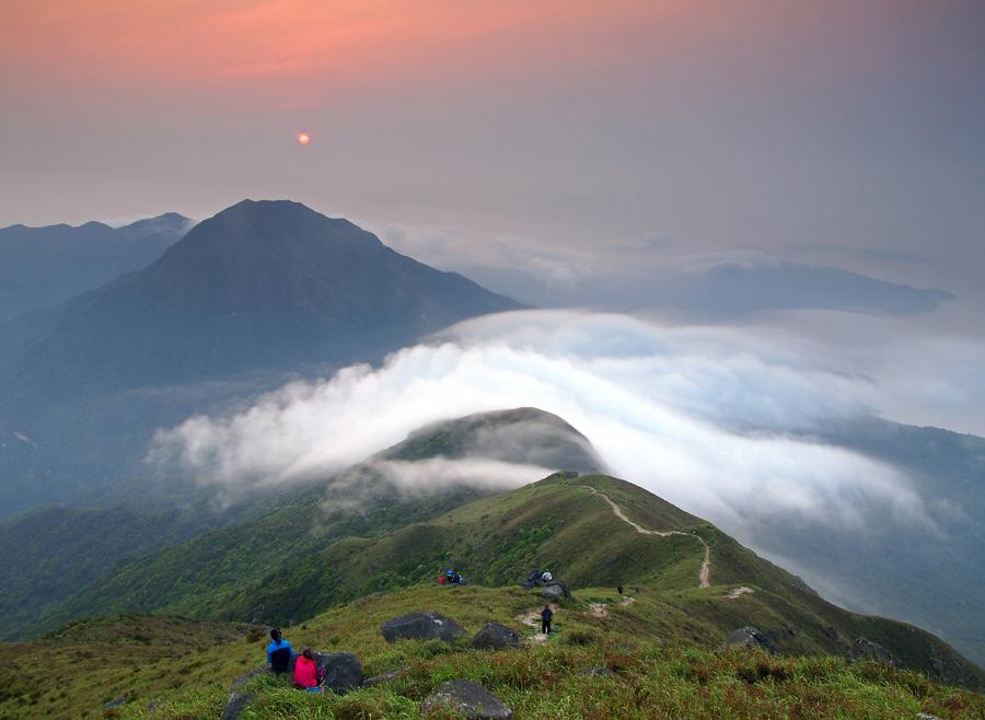 Sunset Peak seen from Lantau Peak