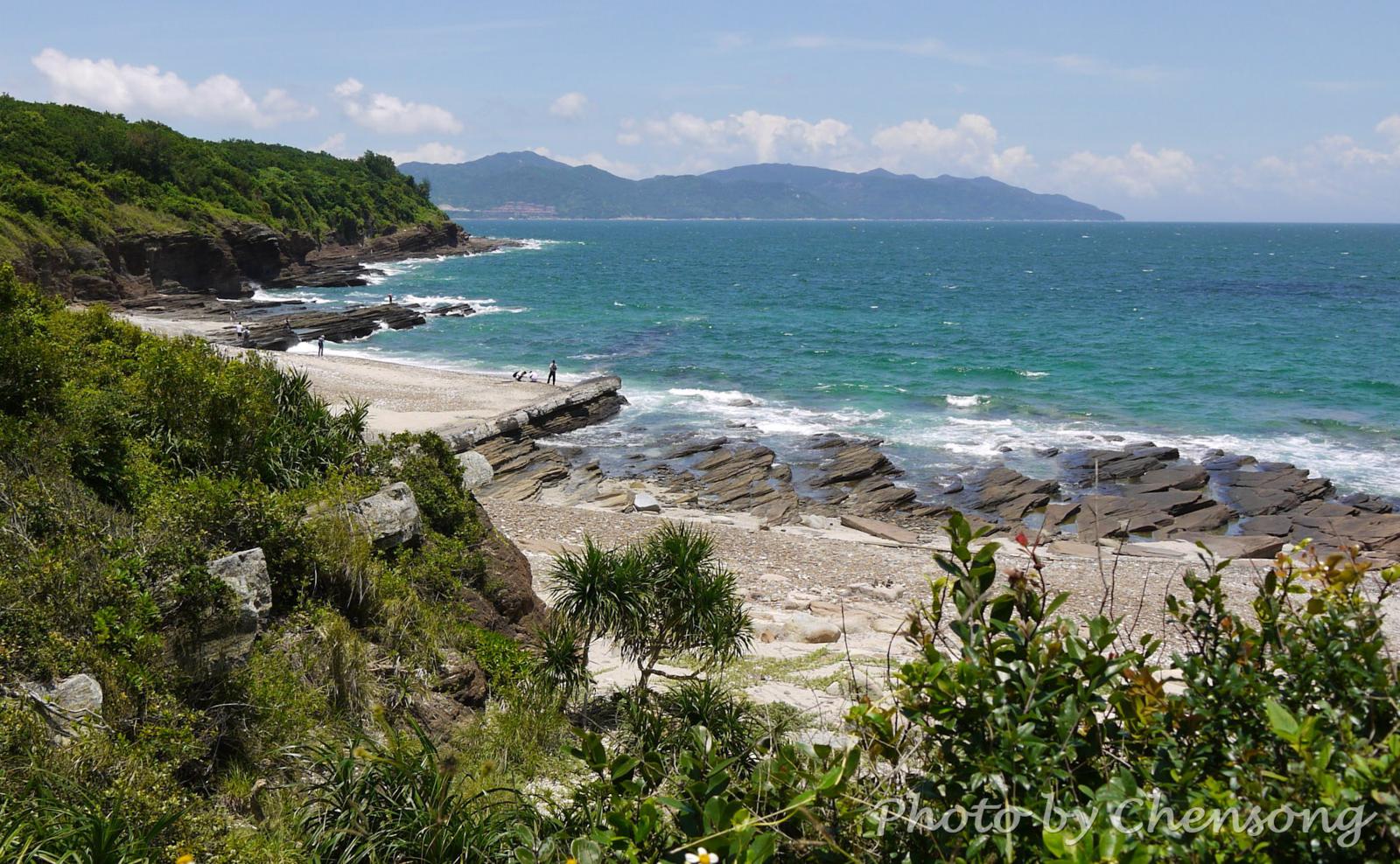 Rock Strata, Dragon Diving into the Sea at Tung Ping Chau