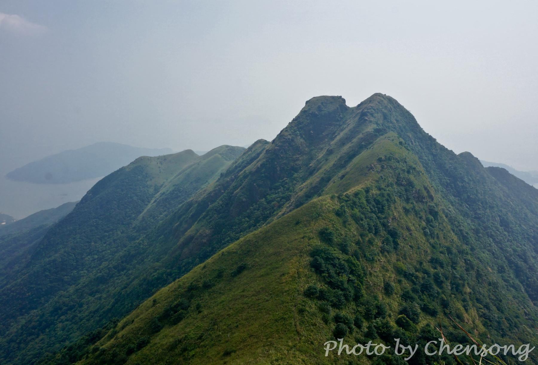 Kau Nga Ling at Launtau Peak | 鳳凰山狗牙嶺